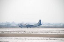 Antonov An-24RV TajikAir-Douchanbe-11fev2008-DSC_0149.jpg